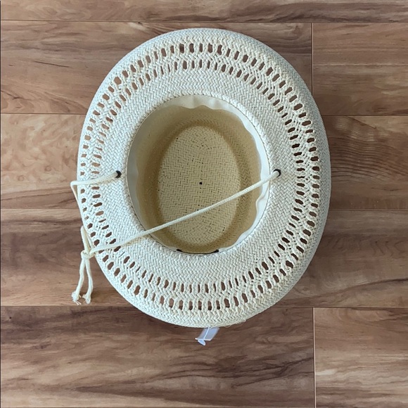 Madewell x Biltmore curved-brim straw hat. - Picture 5 of 8